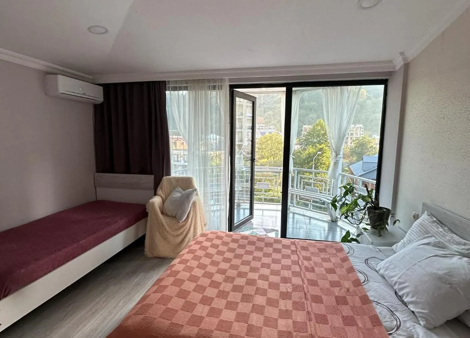 Minervaside Hotel Gonio 0*,  Georgia